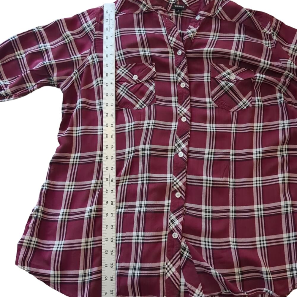 Torrid Size 2 Lightweight Button Down Plaid Shirt… - image 5
